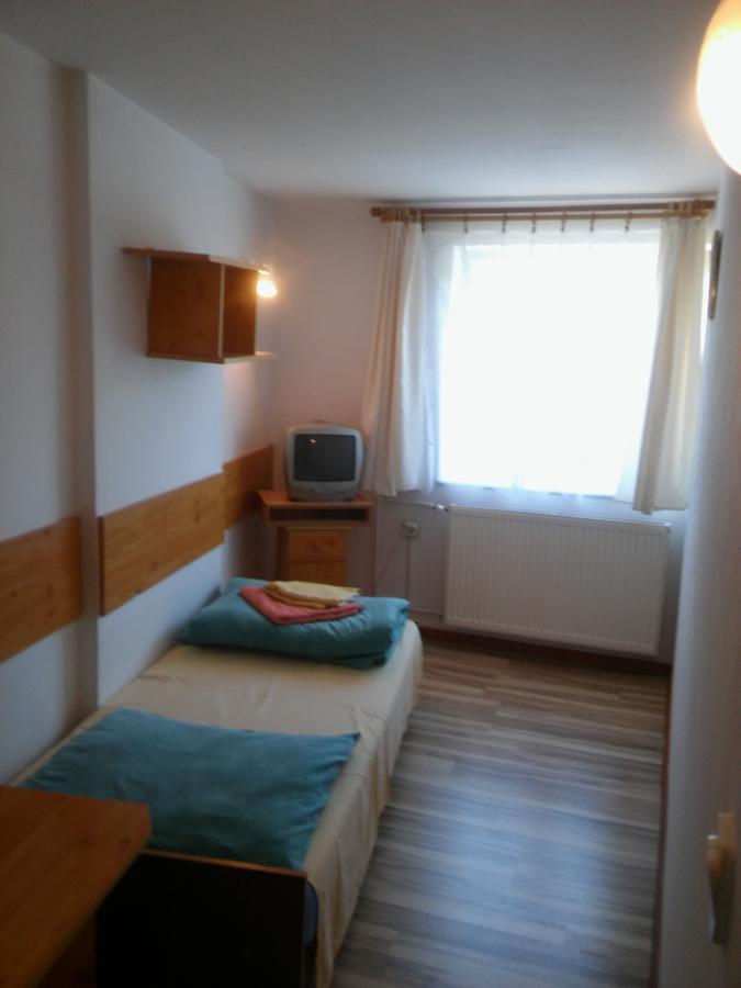 Motel Ararat Kolobrzeg Exterior photo